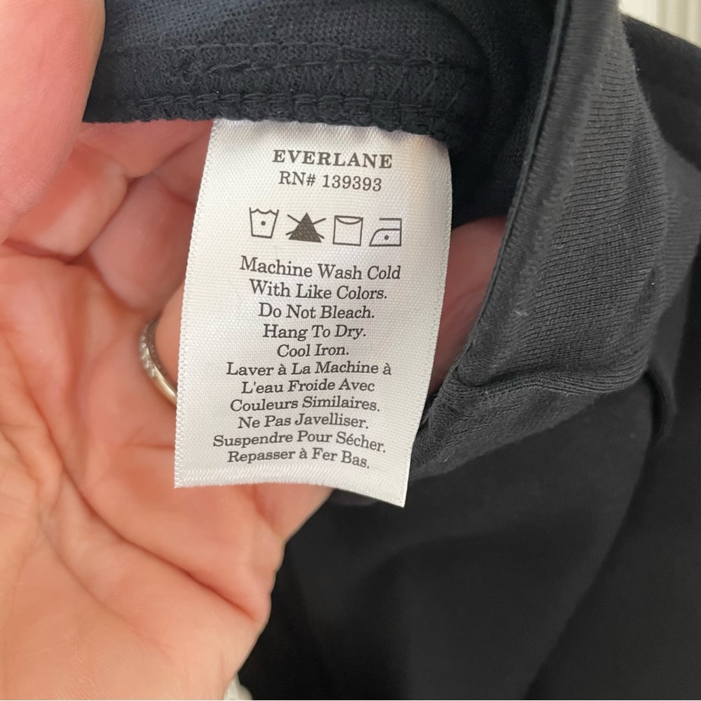 NEW WITH TAGS Everlane Black Dream Comfort Pant in Size Medium - Picture 6 of 9